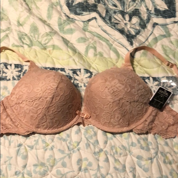 Frederick's of Hollywood Other - Frederick’s Jessica Push-up Bra Frederick's of Hollywood Other - Frederick’s Jessica Push-up Bra